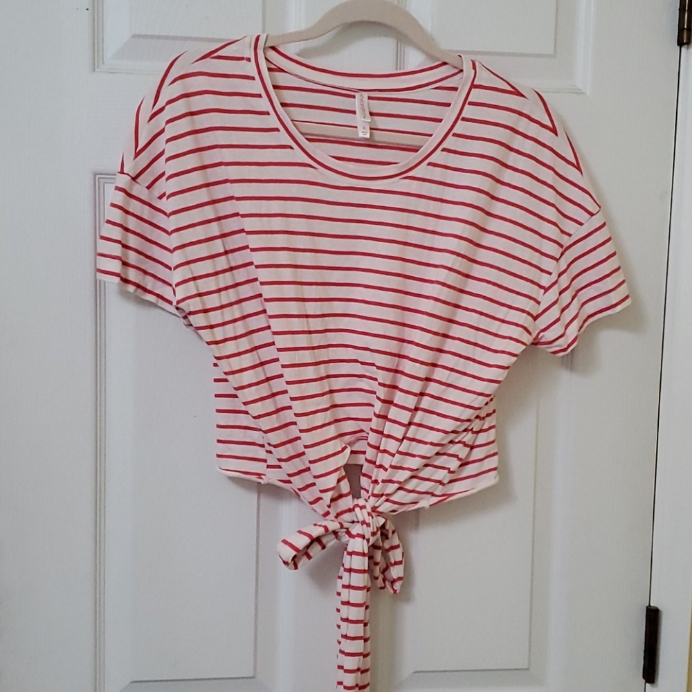 Xhilaration shirt